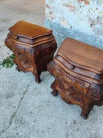 coppia di comodini in stile barocco 