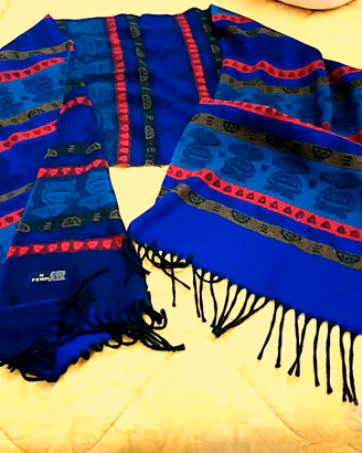 FENDI Sciarpa Stola scialle VINTAGE design azteco 