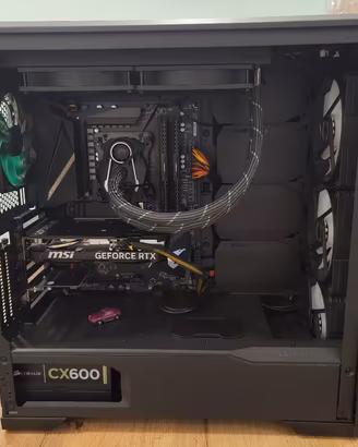 PC Ryzen 7 5800X3D / RTX 4060 / 32GB RAM / 2.2TB