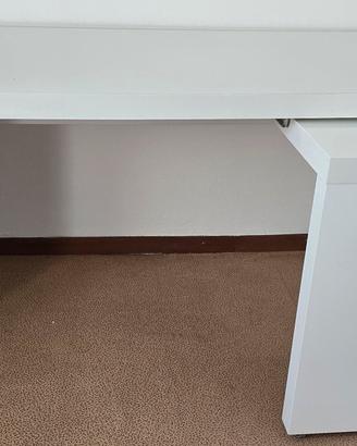 SCRIVANIA IKEA
