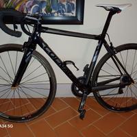 Colnago C64 nera rim