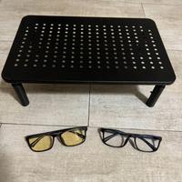 Supporto Monitor Regolabile e 2 Occhiali LUCE-BLU