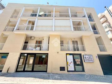 2 LOCALI A BARI
