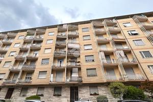 3 LOCALI A TORINO