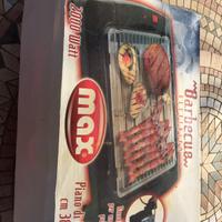 Barbecue più forchettone e coltello