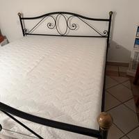 Letto matrimoniale