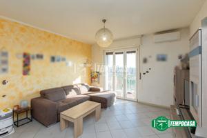 Tre locali panoramico al sesto piano - Zona Madonn