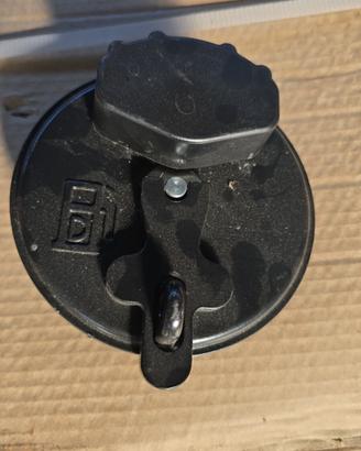 TAPPO PER SERBATOIO GASOLIO