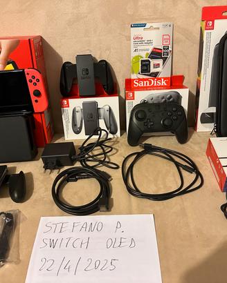 Nintendo Switch OLED con accessori