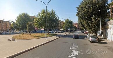 Stanza singola per donne viale tirreno