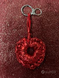 Portachiavi cuore rosso fatto a mano