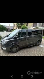 Ford tourneo custom titanium