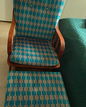 Poltrona a dondolo per allattamento con