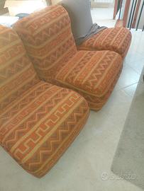 Poltrone con rivestimento etnico