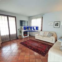 PORZIONE DI BIFAMILIARE