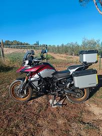  QJ MOTOR 800 SRT X
