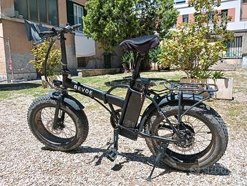 Revoe Dirt VTC – Fat Bike Elettrica Pieghevole 20"