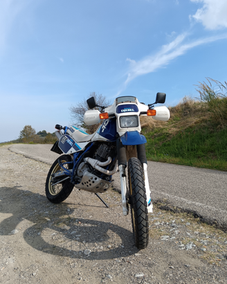 Suzuki DR 600 - 1988