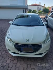  Peugeot  208 1400 turbo diesel