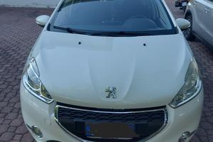  Peugeot  208 1400 turbo diesel