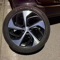 Cerchi hyundai r19 con gomme michelin 4 stagioni