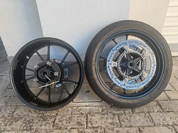 Ricambi s 1000 rr dal 2010 al 2018