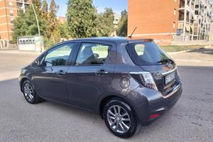 toyota yaris 1000 benzina