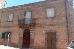 Casa indipendente a Archi, 5 locali