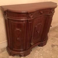 Credenza classica