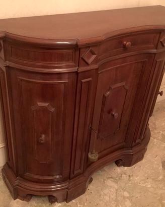Credenza classica