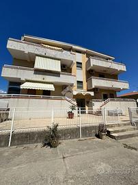 3 LOCALI A AMENDOLARA