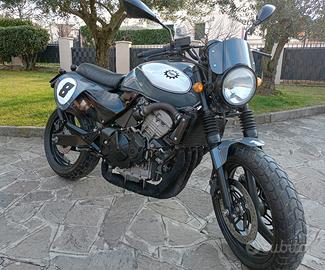 Honda Hornet Scrambler 