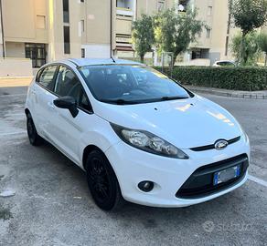 Ford fiesta 2011