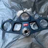 Piastra di sterzo per Aprilia RSV New