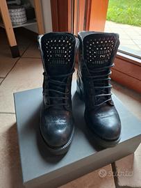 Stivaletti stringati neri hot sale