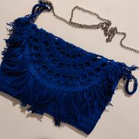 Pochette all'uncinetto 