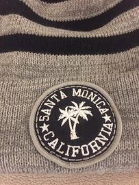 Cappello con pon pon colore: grigio Santa Monica