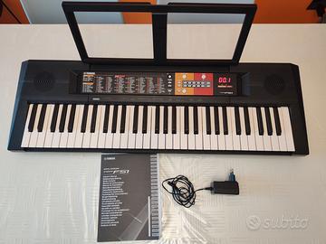Tastiera Yamaha F51 con sacca per trasporto