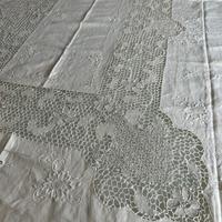 Tovaglia da tavola da 12  in  cantu’ e lino