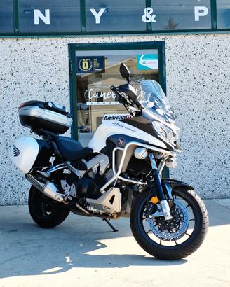 HONDA VFR800X CROSSRUNNER Travel Edition