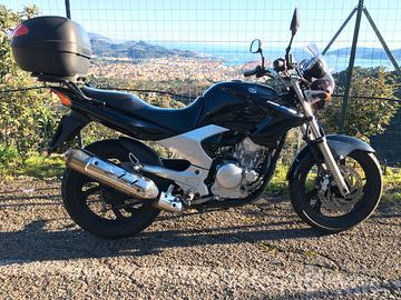 Yamaha Ybr 250 anno 2010