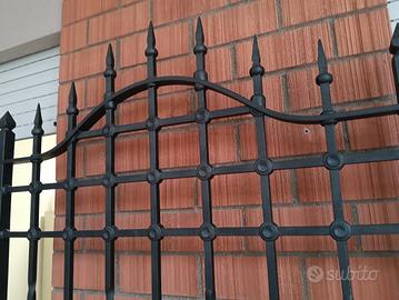 fioriera ferro battuto pieno 