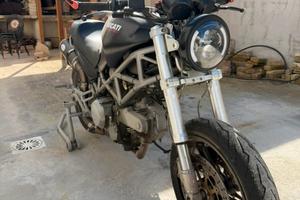 Ducati Monster 620 dark i.e. A2