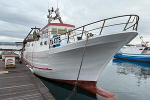 Peschereccio motopesca licanza a strascico