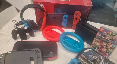Nintendo Switch+Super Mario Kart 8 Deluxe+Accessor