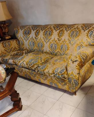 Divano damascato