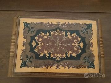 SCATOLA PORTASIGARETTE INTARSIATA