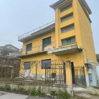 4 LOCALI A BENEVENTO