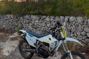 HUSQVARNA 250 2022