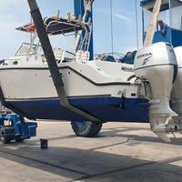 MAKO 253 WA + 2x150hp HONDA (2005)